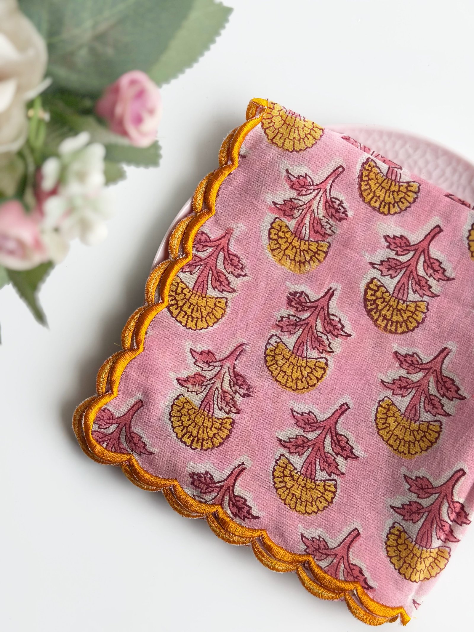 Blush Bloom Scalloped Napkin (set of 6)