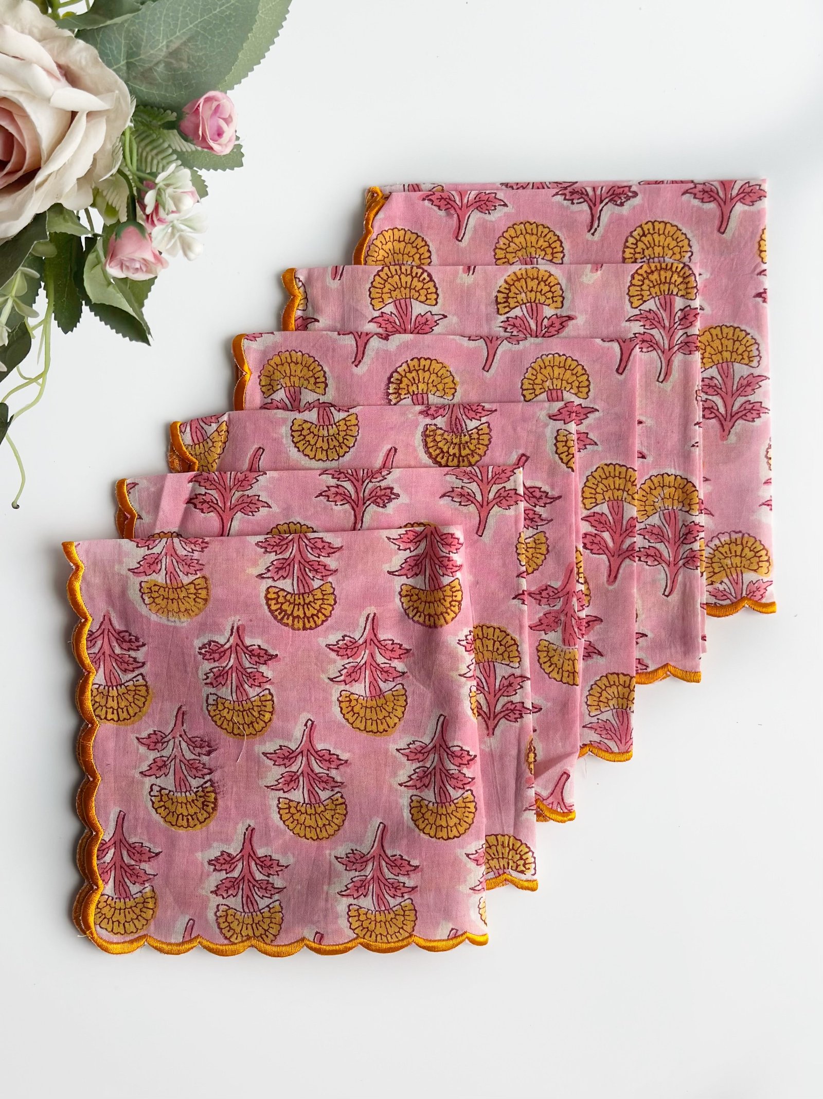 Blush Bloom Scalloped Napkin (set of 6)